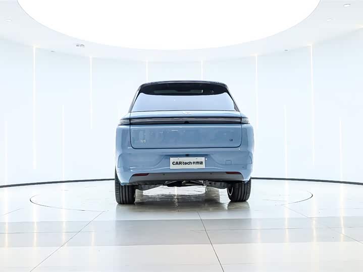 2025 LiXiang L8