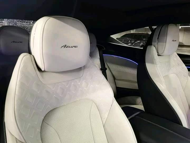 Bentley Continental GT 2023 2023款 4.0T GT V8 雅度版