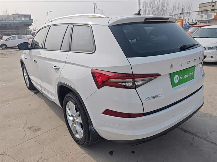 Skoda Kodiaq 2022 2022款 改款 TSI330 5座两驱奢享版