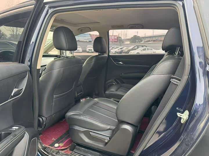 BYD Song Max 2021 2021款 升级版 1.5T 自动豪华型 6座