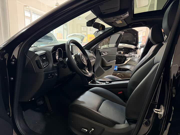 Mazda CX-4 2021 2021款 2.0L 自动两驱蓝天探索版