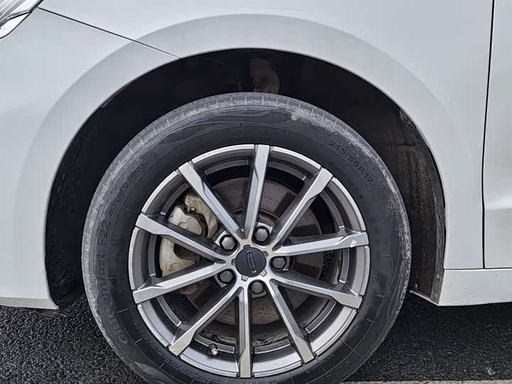 Geely Emgrand GT 2021 2021款 1.8T 领航版+