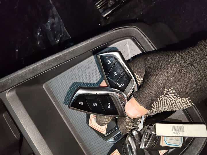 Maxus Mifa 7 2024 2024款 改款 超混 长续航版 悦享版