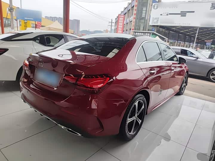 Mercedes-Benz A-Class 2025 2025款 A 200 L 时尚型