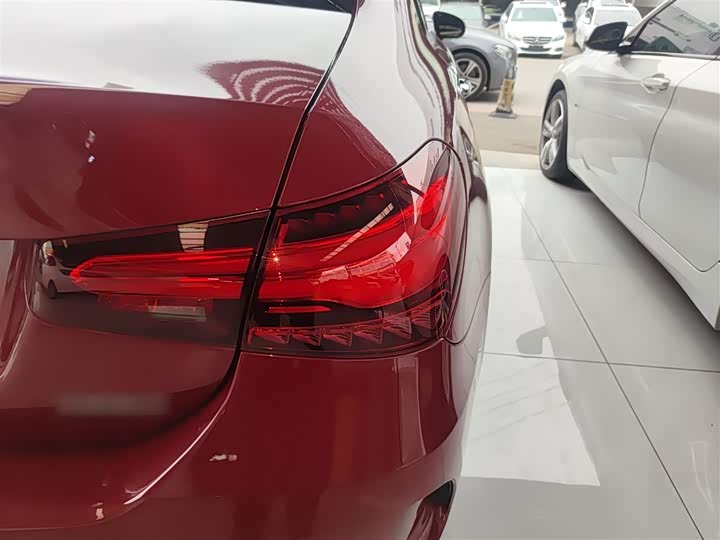 Mercedes-Benz A-Class 2025 2025款 A 200 L 时尚型