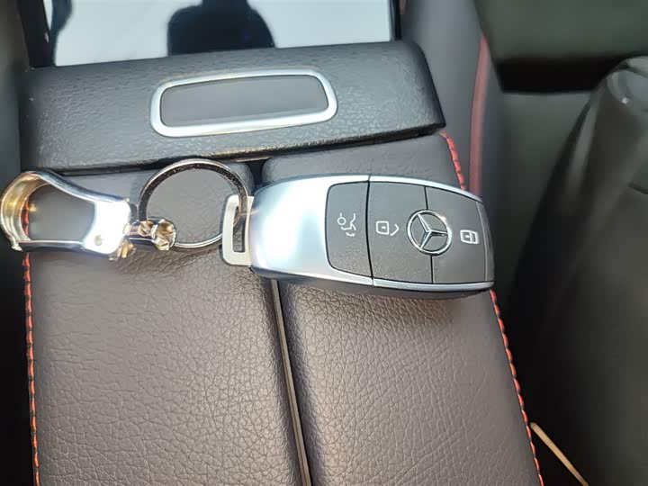 Mercedes-Benz A-Class 2025 2025款 A 200 L 时尚型