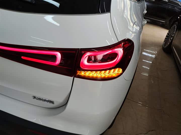 Mercedes-Benz EQA 2022 2022款 EQA 260