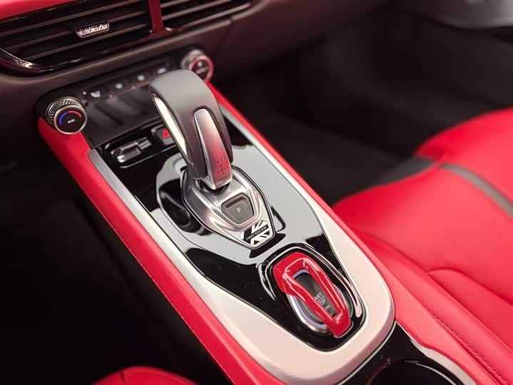 Lotus Emira 2021 2021款 2.0T DCT First Edition