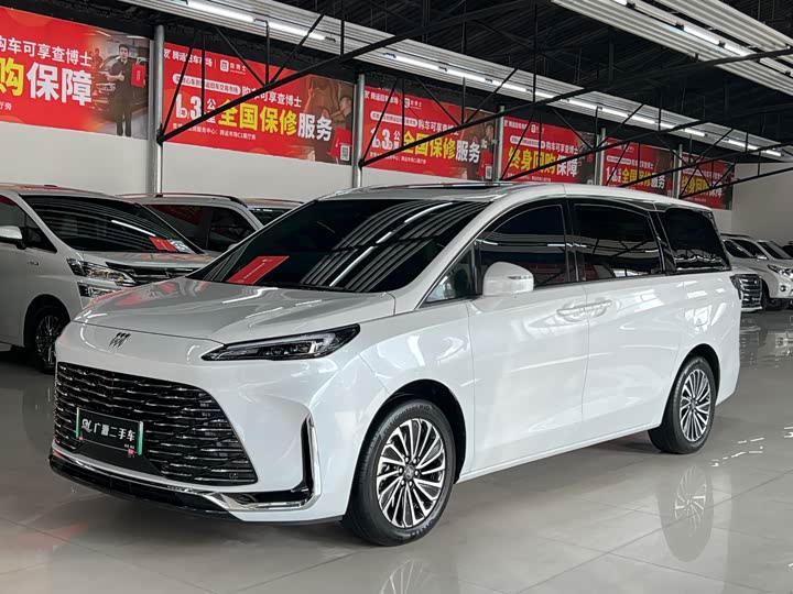 Buick GL8 Hybrid 2025 2025款 陆尚 尊享版 7座