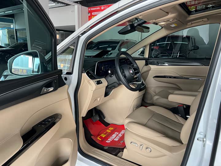 Buick GL8 Hybrid 2025 2025款 陆尚 尊享版 7座