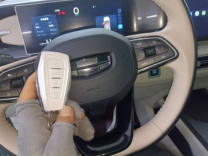 Geely Icon 2023 2023款 1.5TD 巧克力醇臻版