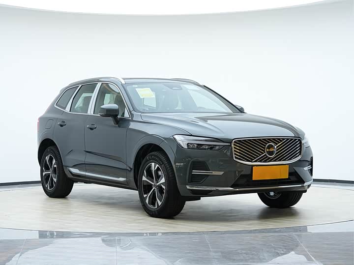 Volvo XC60 2026 2026款 B5 四驱智逸豪华版