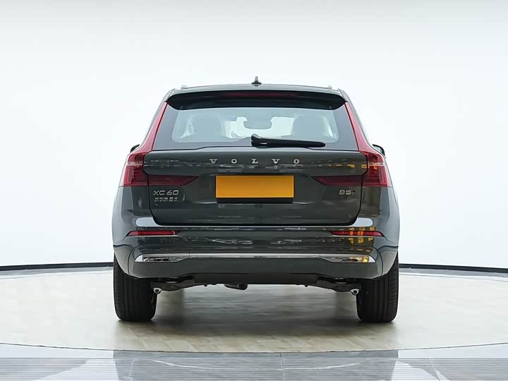 Volvo XC60 2026 2026款 B5 四驱智逸豪华版