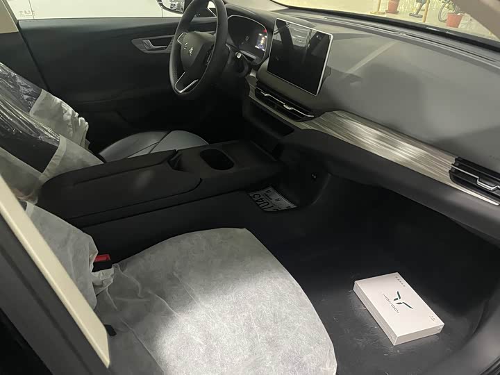 Hongqi E-QM5 2025 2025款 500km 出行版