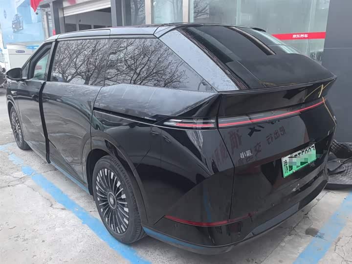 XPeng X9 2025 2025款 纯电 740超长续航 Max