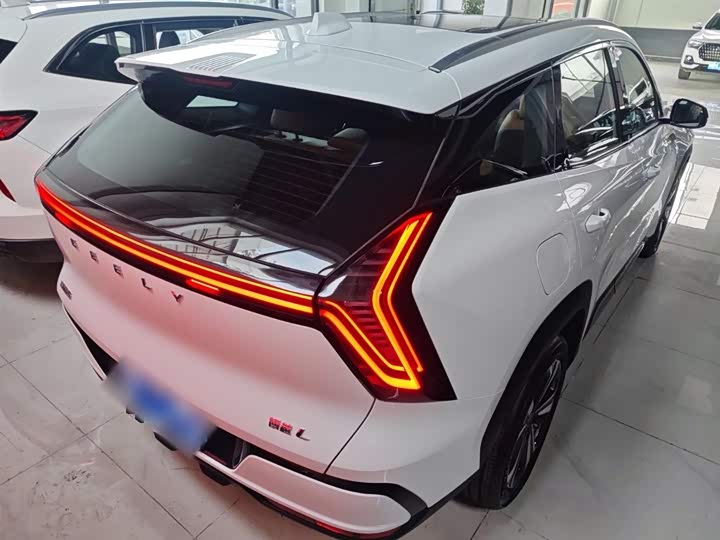 Geely Atlas L 2025 2025款 第四代 1.5TD DCT 山河