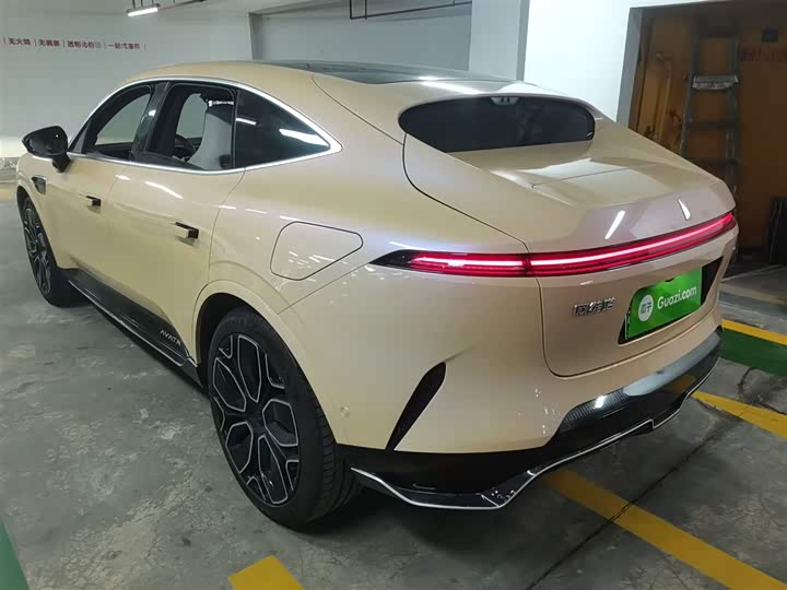 Avatr 11 2024 2024款 630 三激光后驱版