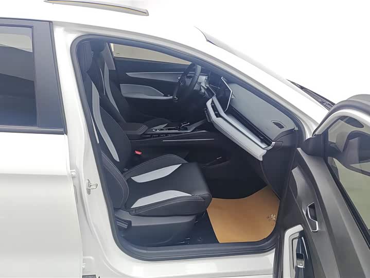 Geely Binrui 2024 2024款 缤瑞COOL 1.5T DCT冠军版