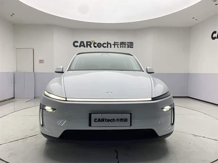 Tesla Model Y 2025 2025款 后轮驱动 首发版