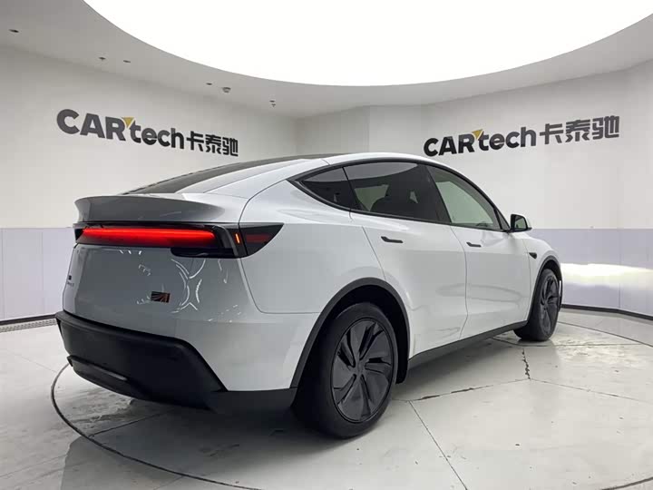 Tesla Model Y 2025 2025款 后轮驱动 首发版