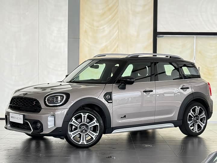 Mini Countryman 2023 2023款 2.0T COOPER S ALL4 鉴赏家