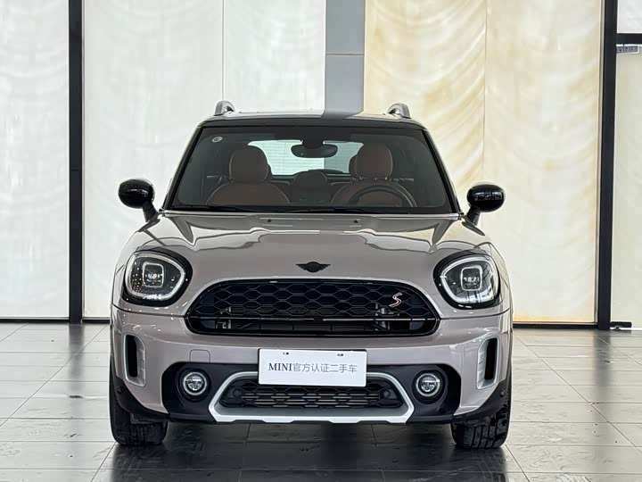 Mini Countryman 2023 2023款 2.0T COOPER S ALL4 鉴赏家
