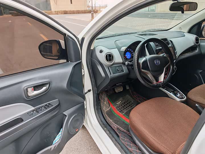 Changan BenBen E-Star 2021 2021款 国民版 心悦版 磷酸铁锂（31.18kWh）