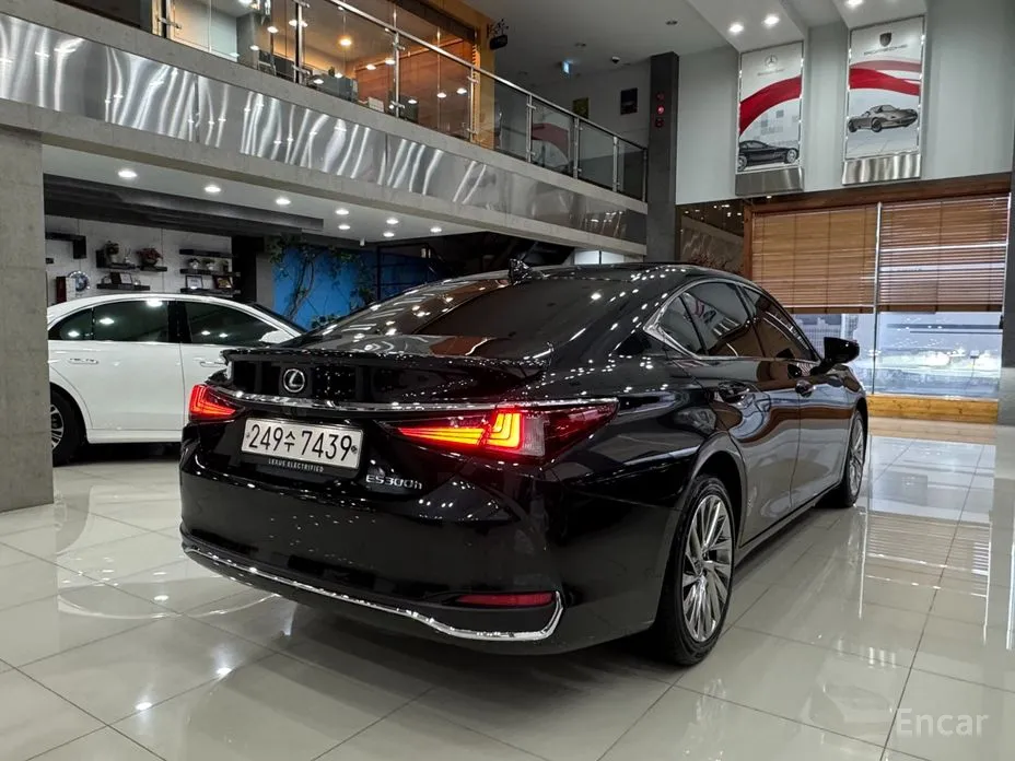 Lexus ES 2018 Executive