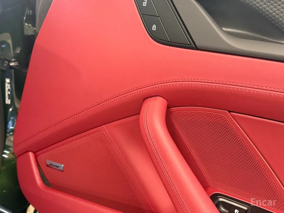 Porsche 911 2019 GT3 Touring