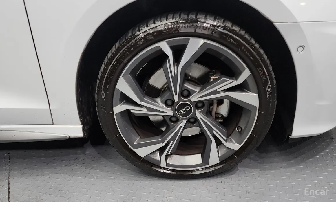 Audi A3 2022 40 TFSI Premium