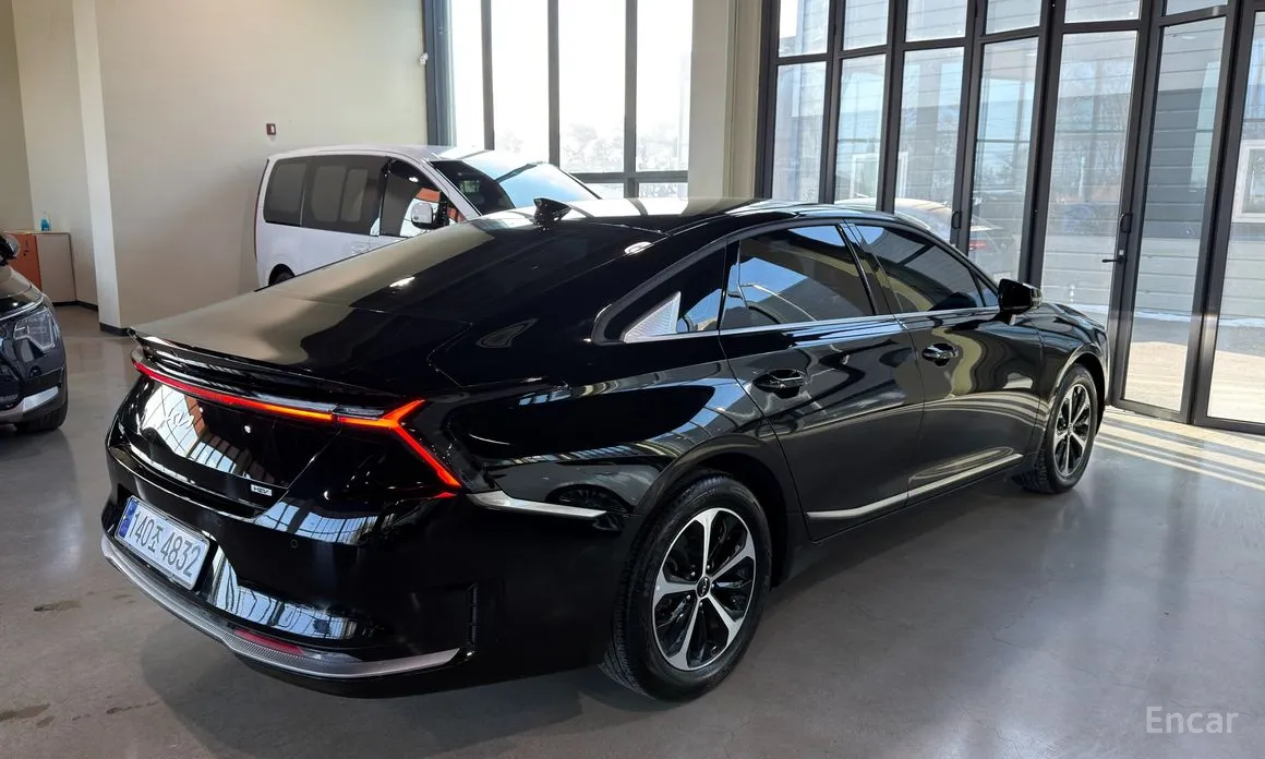 Kia K8 2024 Noblesse Light