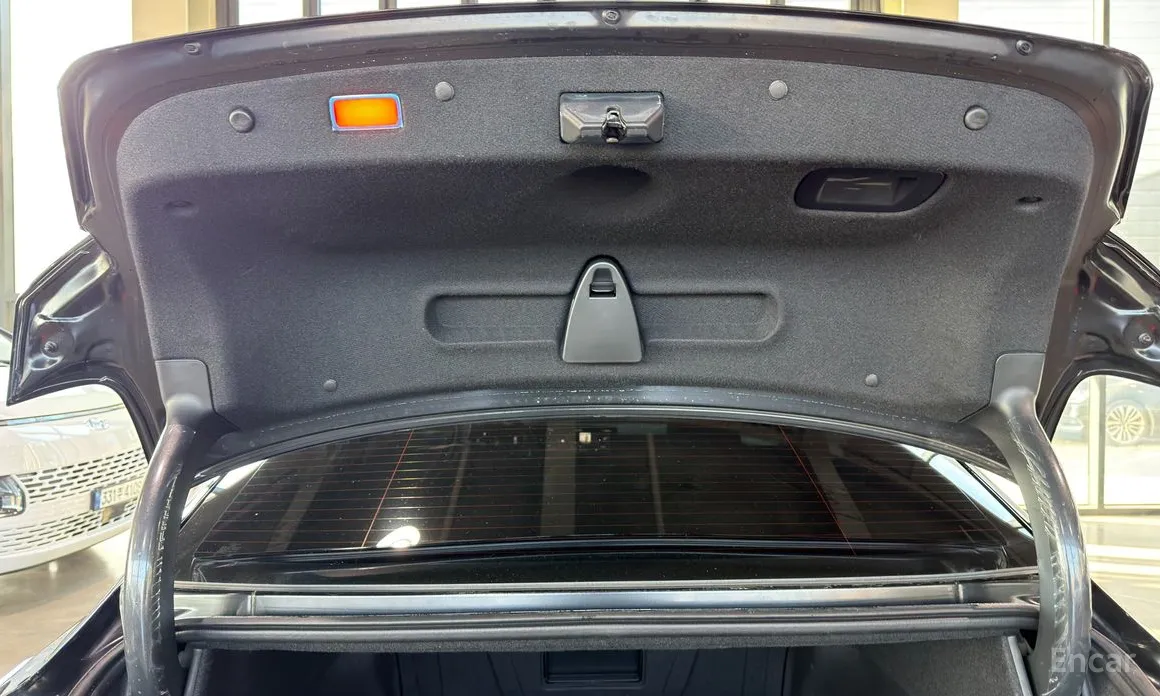 Kia K8 2024 Noblesse Light