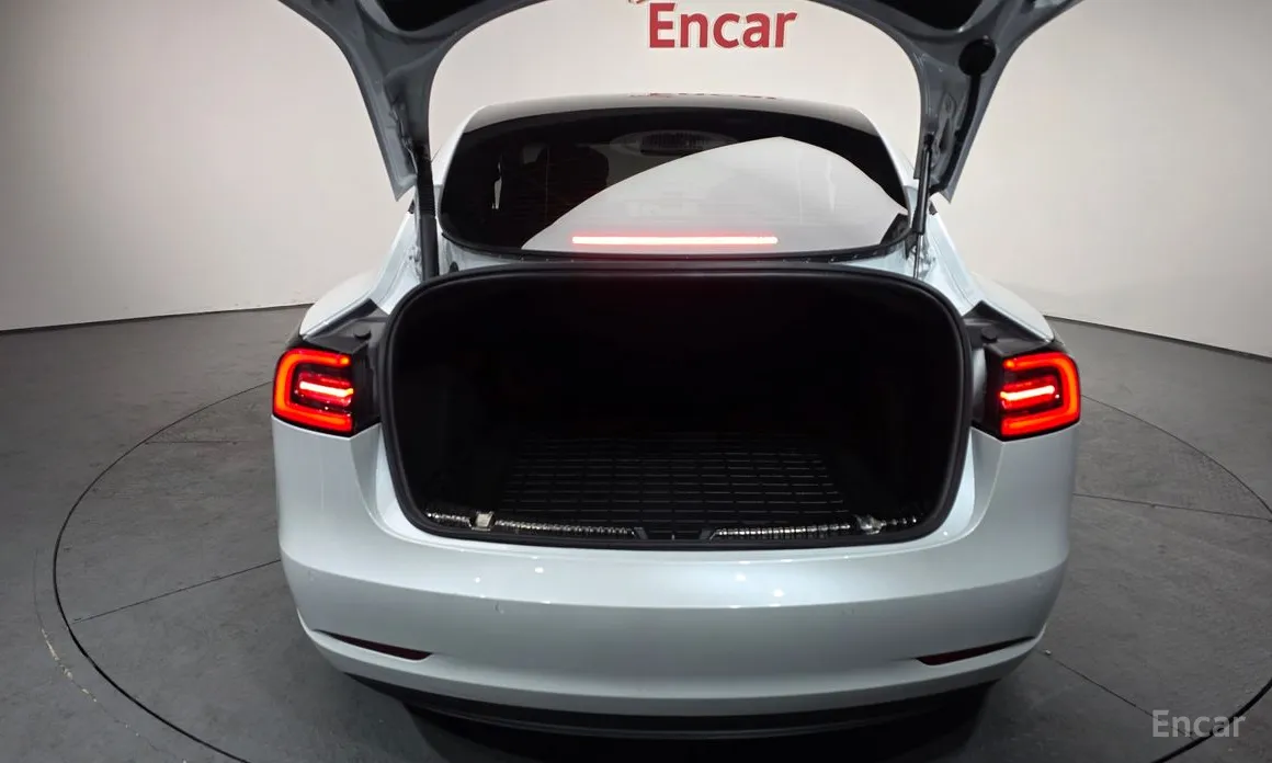 Tesla Model 3 2017 RWD