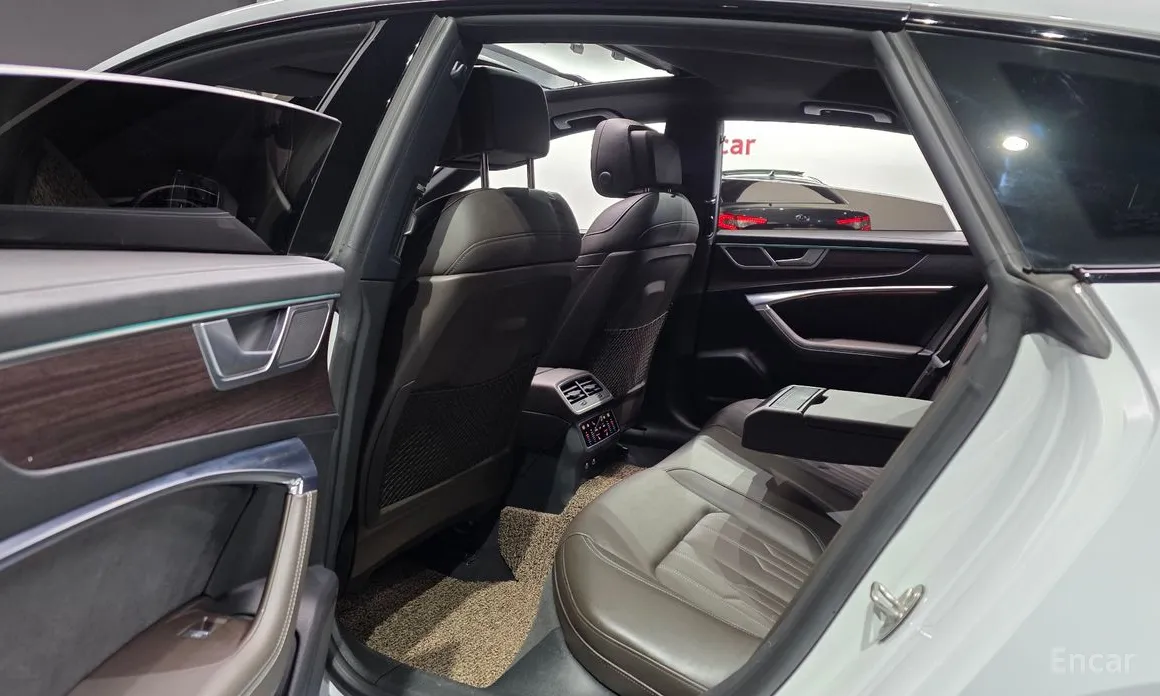 Audi A7 2018 55 TFSI Quattro Premium