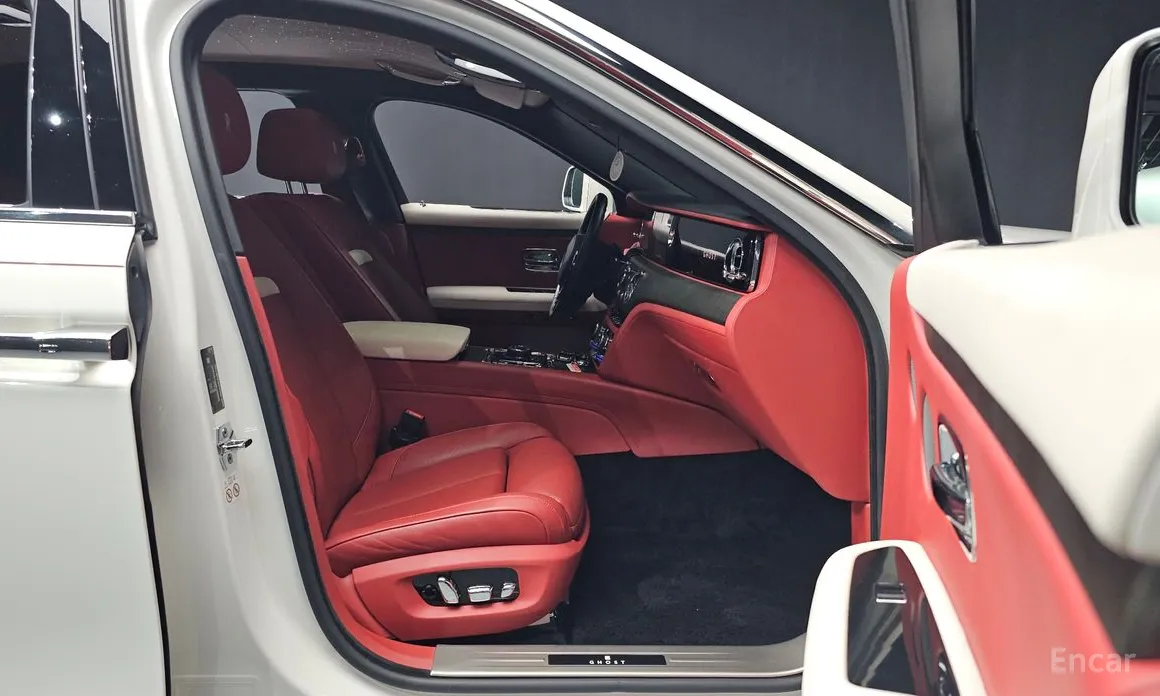 Rolls-Royce Ghost 2020 6.7 V12