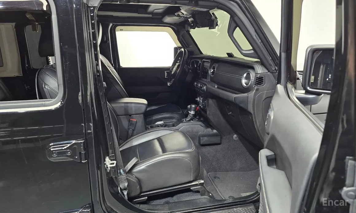 Jeep Wrangler 2018 2.0 Overland Power Top 4Door