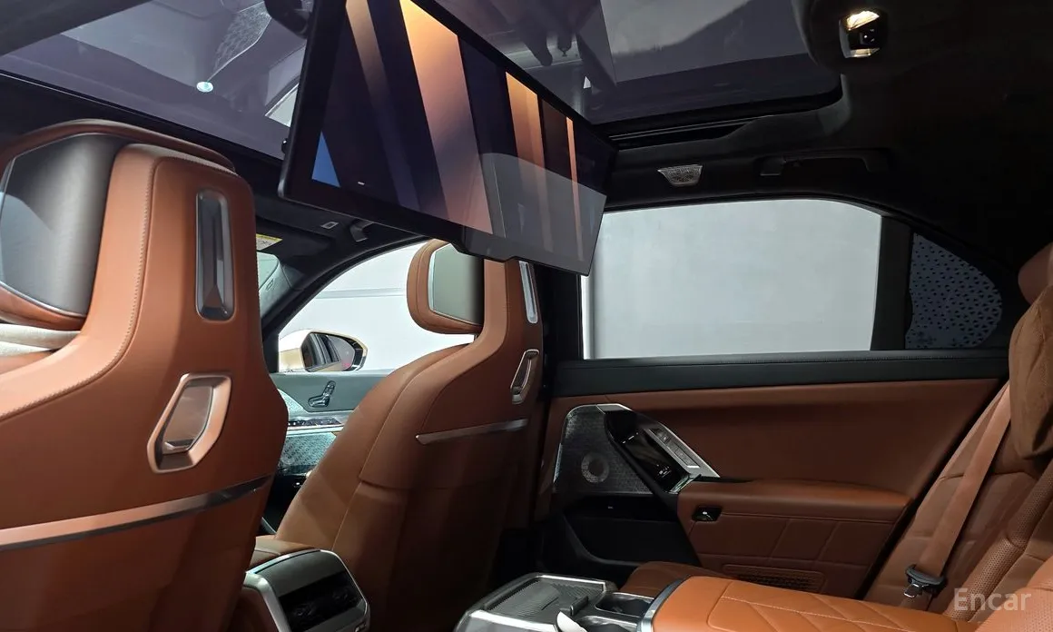 BMW 7 Series 2022 750e xDrive M Sport