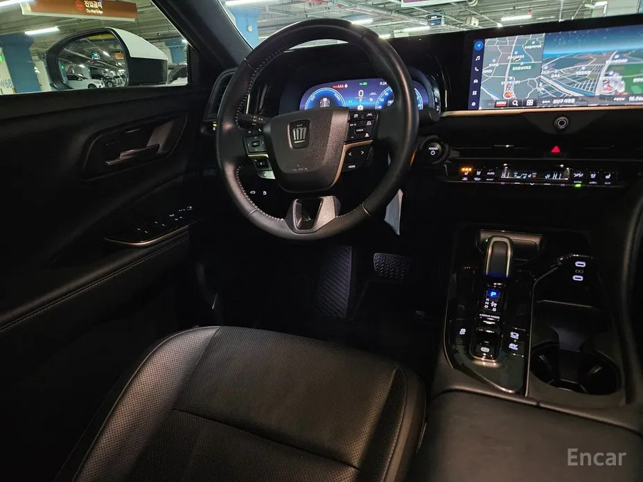 Toyota Crown 2023 2.5 4WD Hybrid