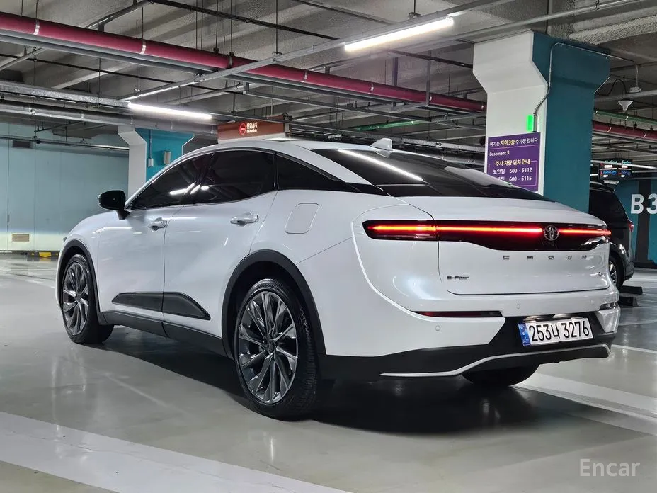 Toyota Crown 2023 2.5 4WD Hybrid