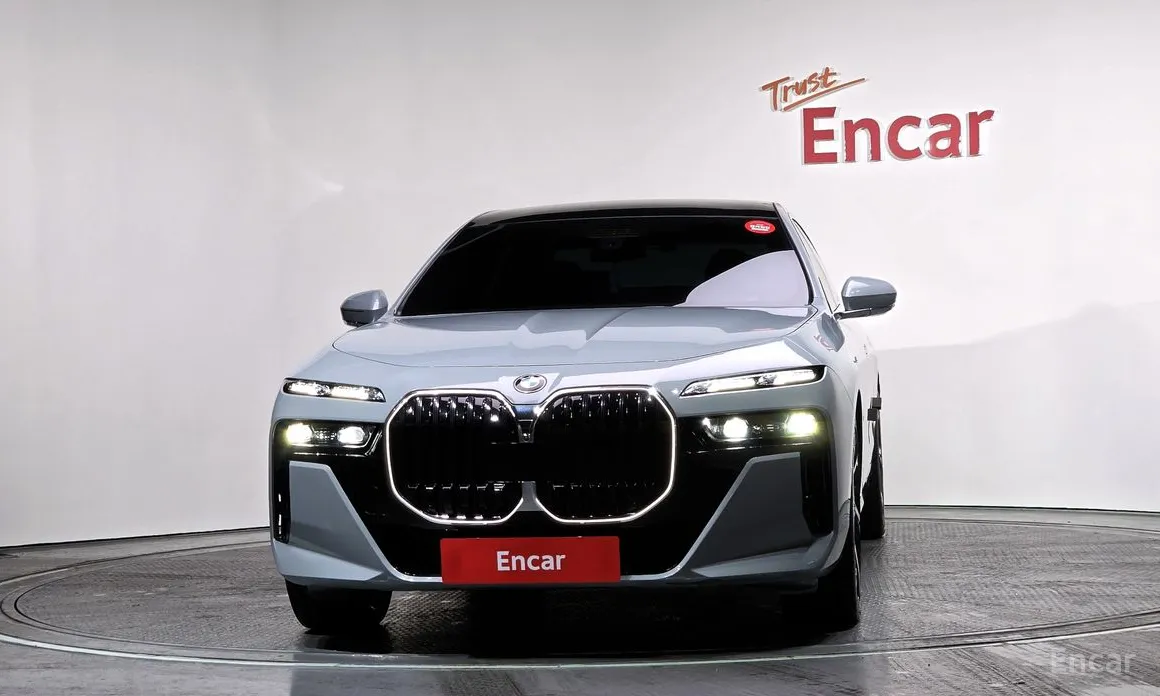 BMW 7 Series 2022 740d xDrive M Sport