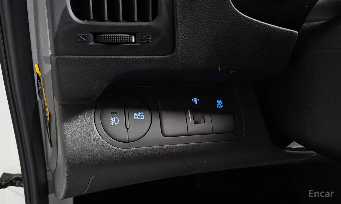 Hyundai Starex 2017 Van 3-Seater