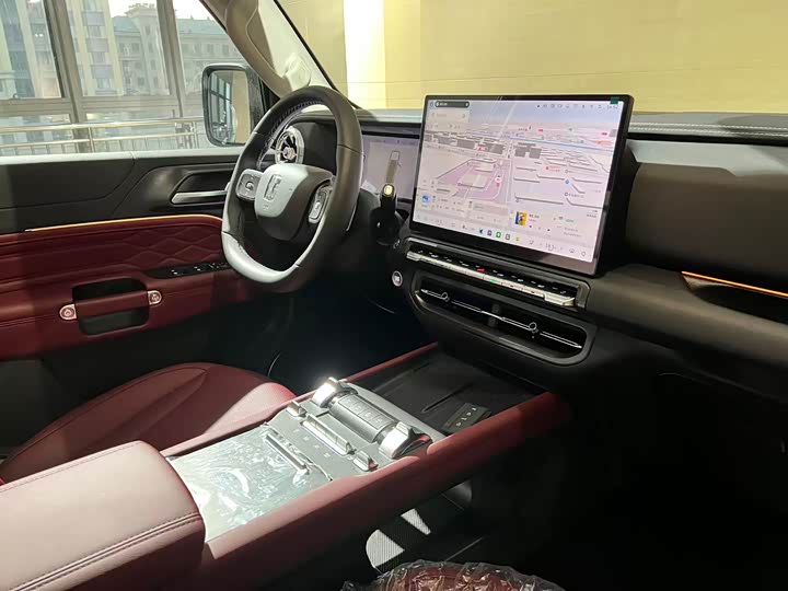 Tank 300 2025 2025款 2.0T 汽油征服者