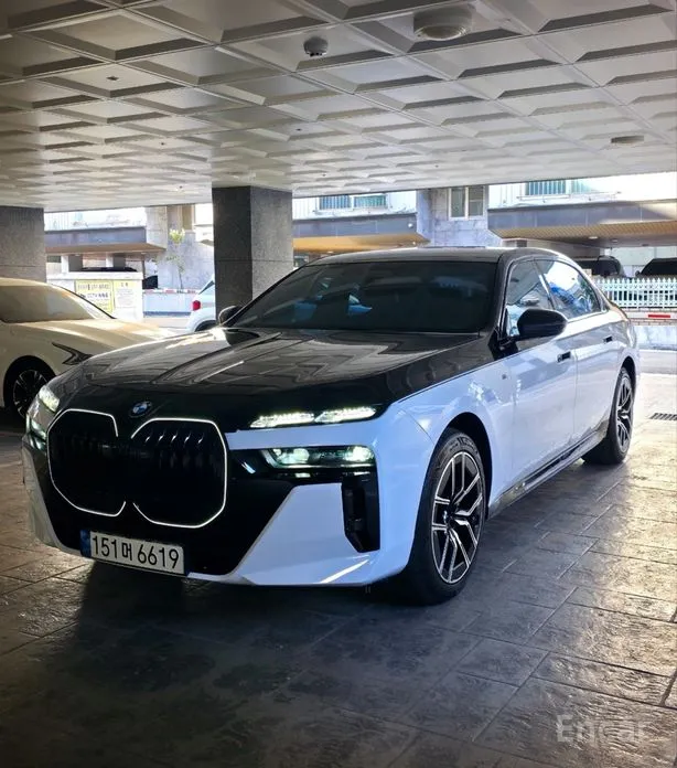 BMW 7 Series 2022 740i sDrive M Sport