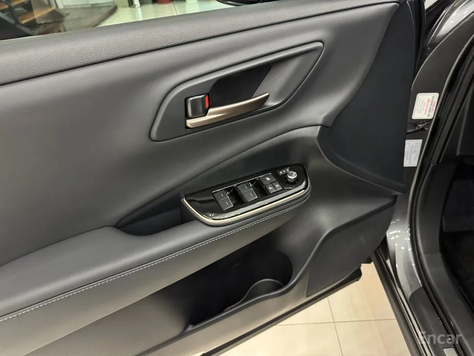 Toyota Crown 2023 2.5 4WD Hybrid