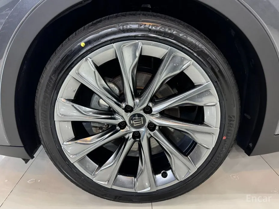 Toyota Crown 2023 2.5 4WD Hybrid