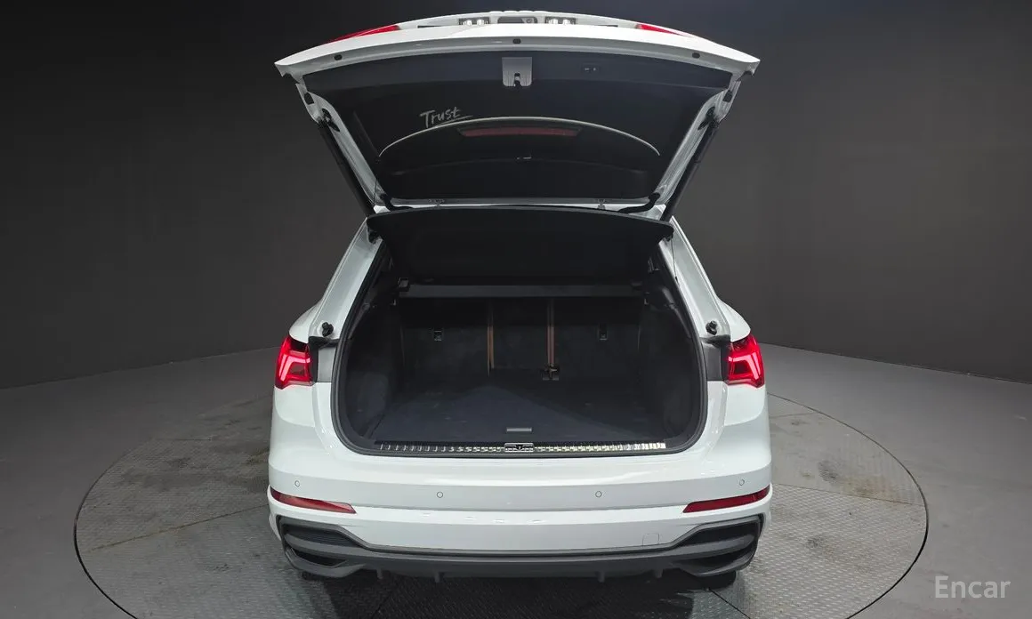 Audi Q3 2018 35 TDI Premium