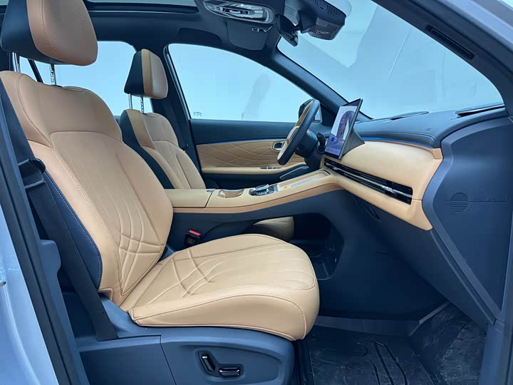 Geely Galaxy Starship 7 2025 2025款 120km 领航版