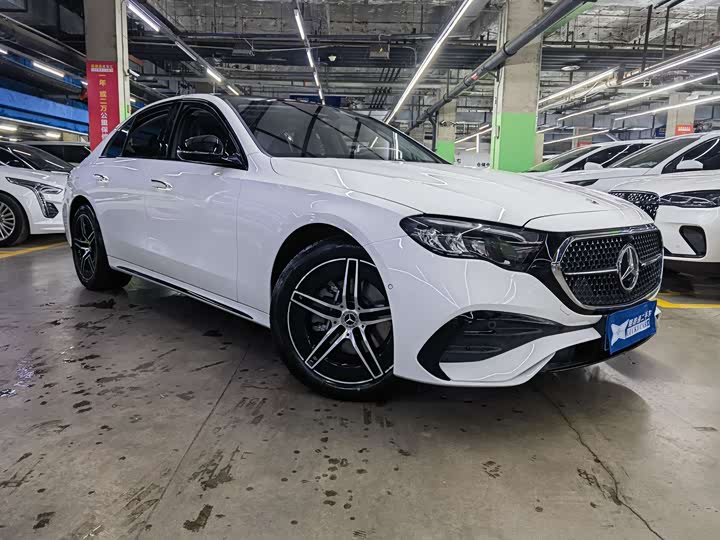 Mercedes-Benz E-Class 2025 2025款 E 260 运动版