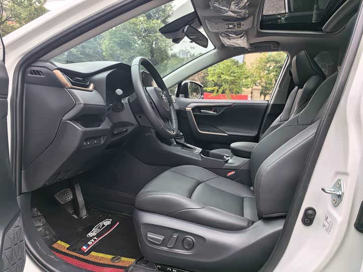 Toyota Wildlander 2024 2024款 2.0L CVT两驱都市版