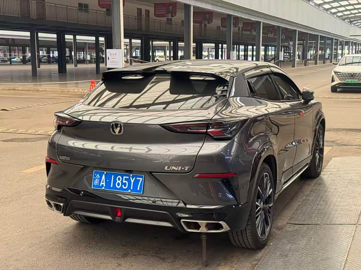 Changan UNI-T 2023 2023款 第二代 1.5T 尊贵型